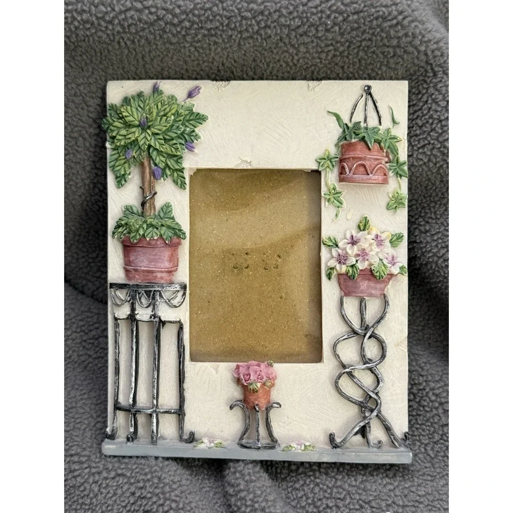 Cottage Garden Photo Frame Floral Potted Plants Wrought Iron Style Shabby Chic
